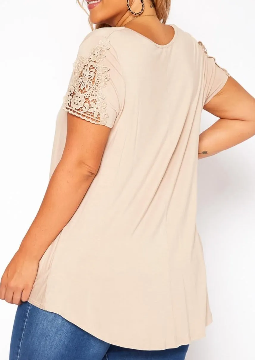 Hi Curvy Plus Size Crochet Hem Short Sleeve Shirt